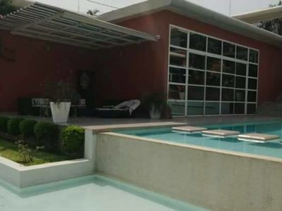 Villa de 10 pièces à Cocody centre Mermoz