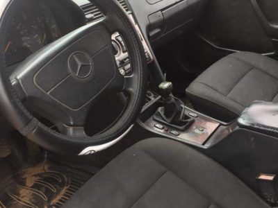 MERCEDES C180