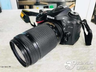 NIKON D7100 AVEC OBJECTICF TRES TRES PROPRE