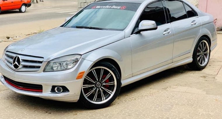 Mercedes C350 grise à vendre