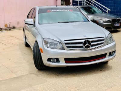 Mercedes C350 grise à vendre