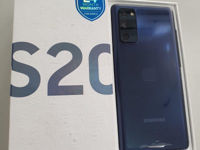SAMSUNG S20 SE