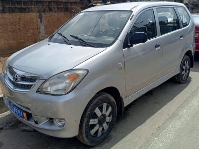 Toyota Avenza à Vendre