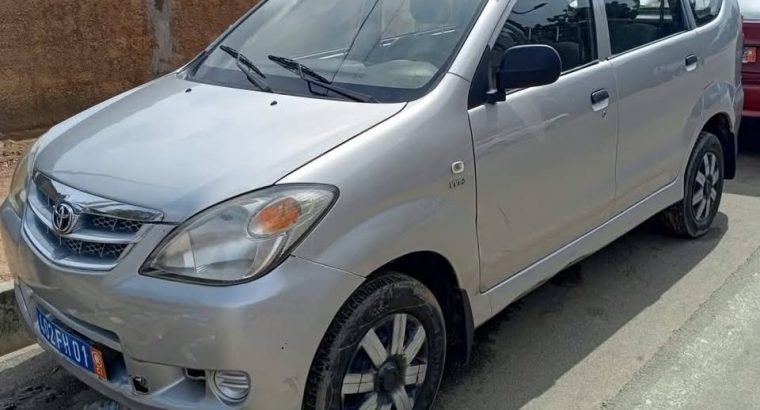Toyota Avenza à Vendre