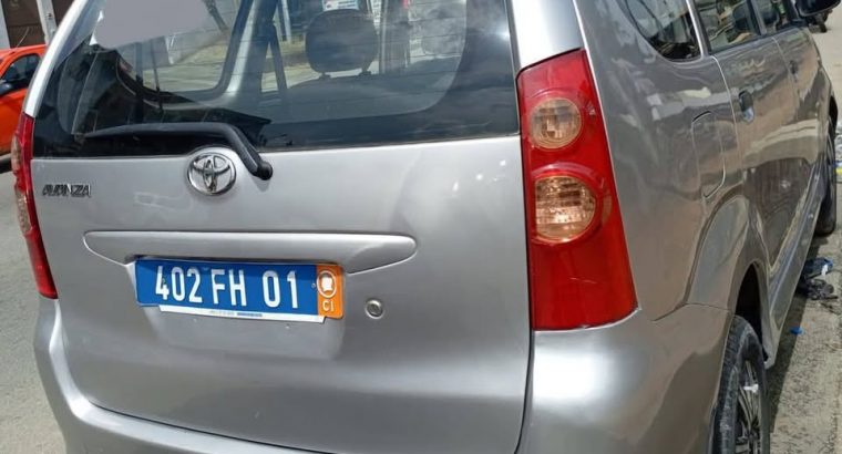 Toyota Avenza à Vendre