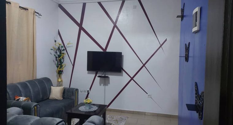 Cocody Blockhaus derrière l’Hotel Ivoire Appartement de 02 pièces meublée