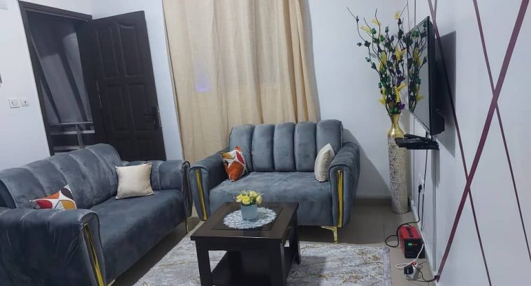 Cocody Blockhaus derrière l’Hotel Ivoire Appartement de 02 pièces meublée