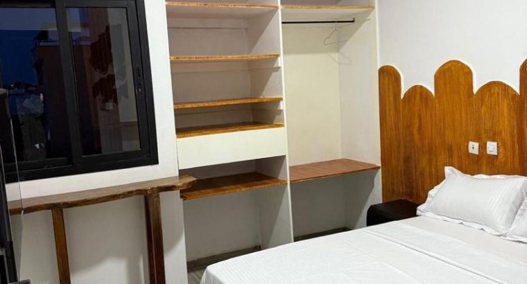 Appartement meublé de 3 pièces à Cocody Riviera Palmeraie